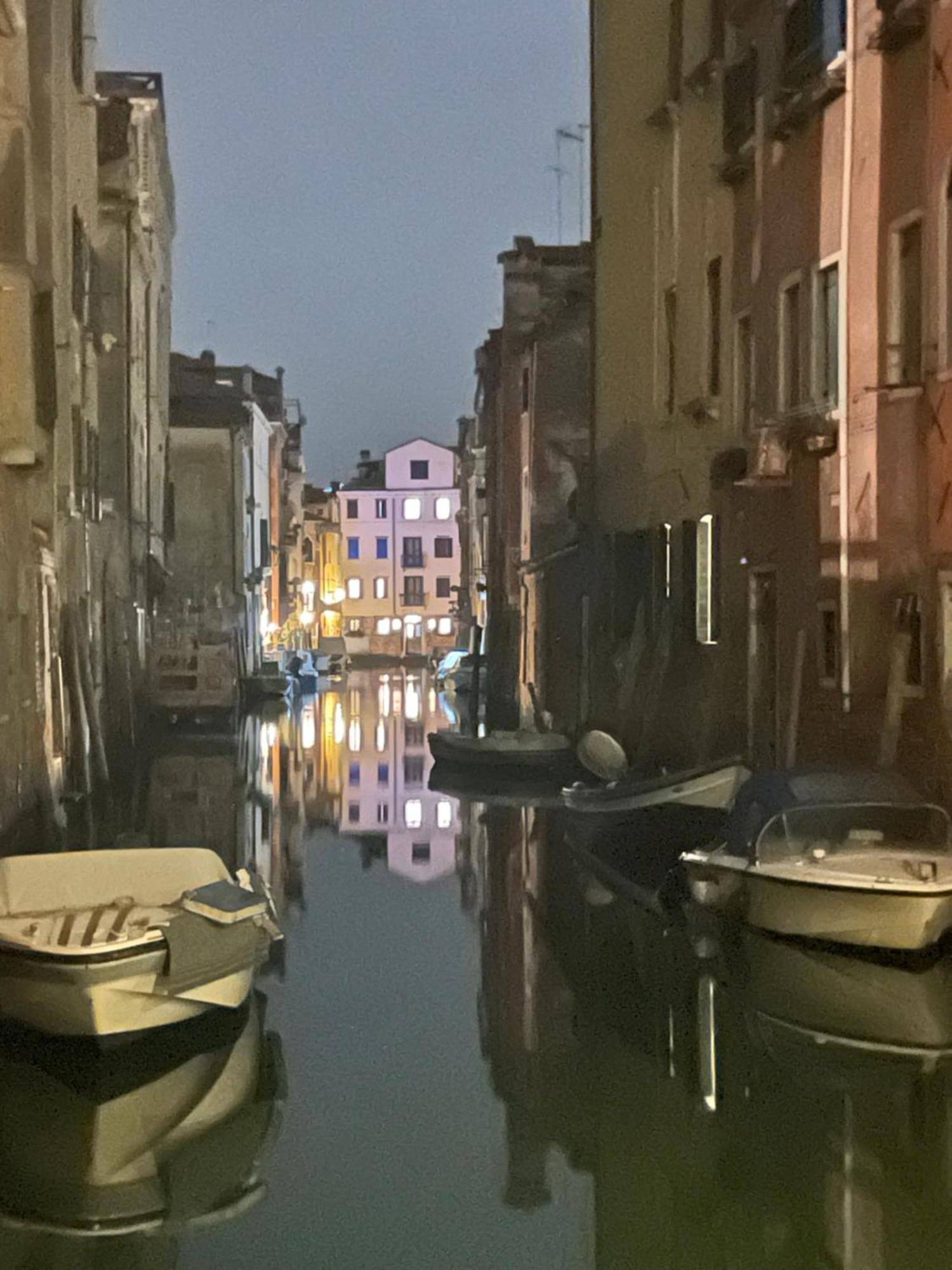 Sunset Pensión Venecia